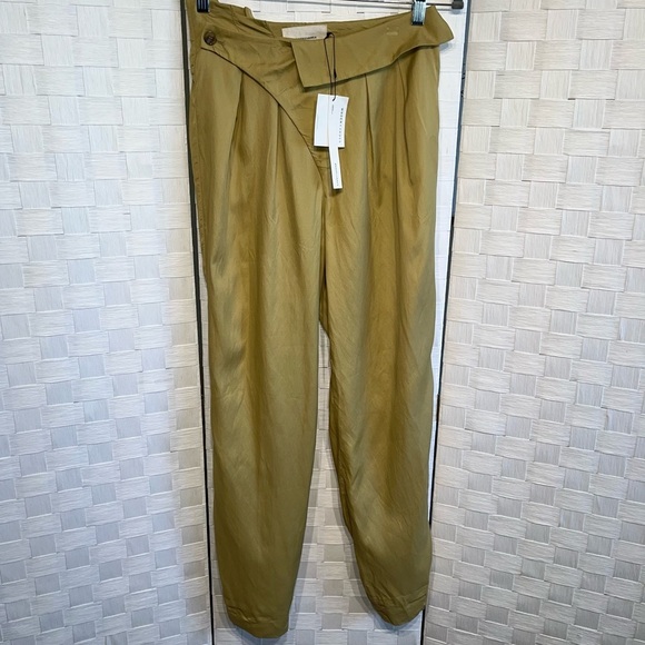 WNDERKAMMER Women’s Unbalance Tuck Trousers Size Small Contemporary - Picture 2 of 16